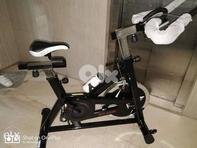 Spinning bike body system 1