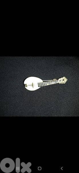 brooch gitar momayaz addim ktir 2