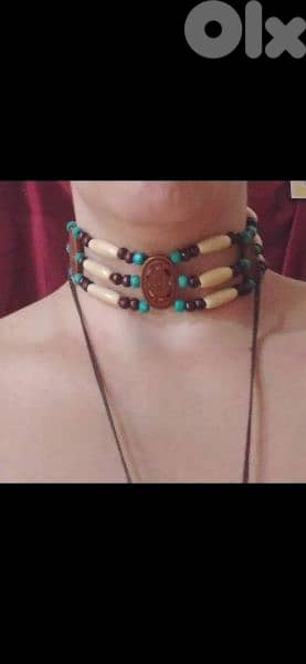 necklace brown and blue vintage wooden 5