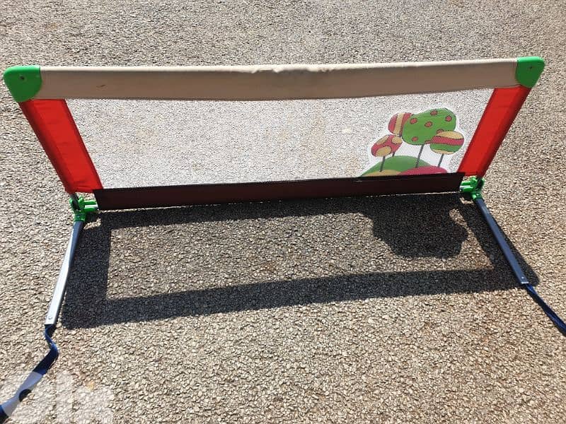 4 Olmitos Nature bed barriers in very good conditions, 3