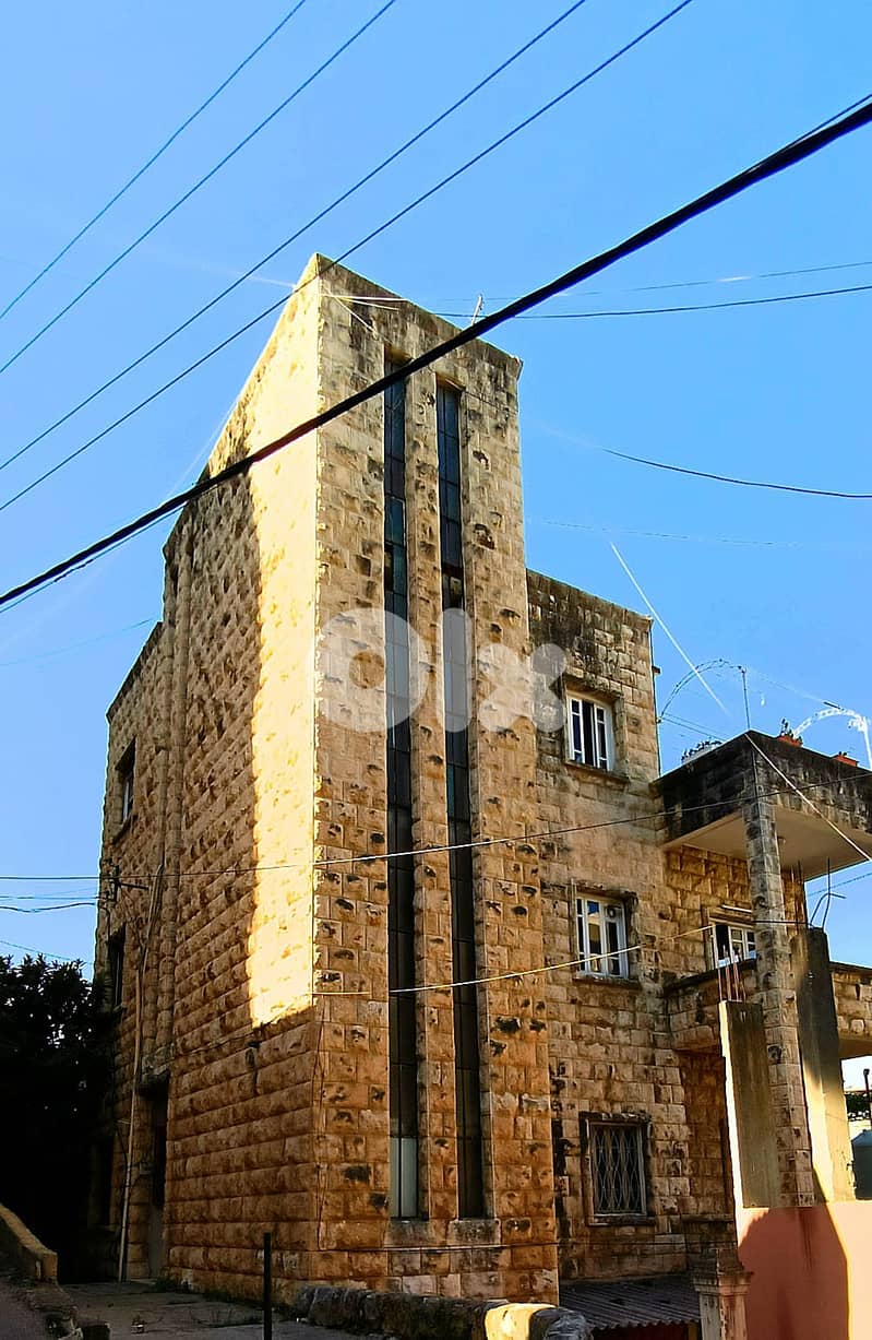 L10307-Traditional Building For Sale In Jounieh 2