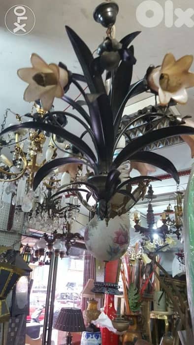 ثرية فورفوجي قديمة مميزة 0