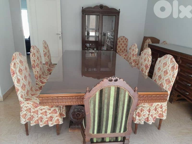 طاولة سفرة حفر 1