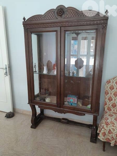 طاولة سفرة حفر 3