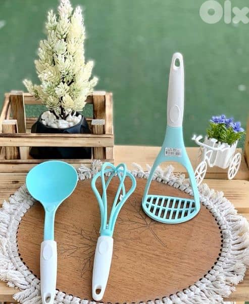 plastic cooking utensils 0