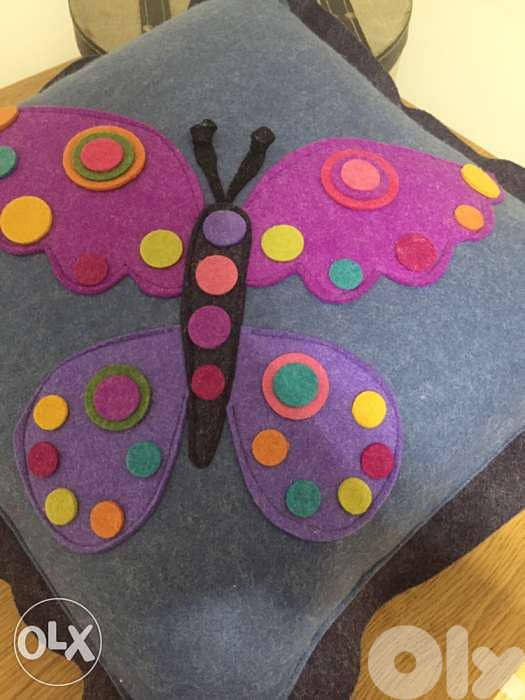 Butterfly pillow. مخدة 2