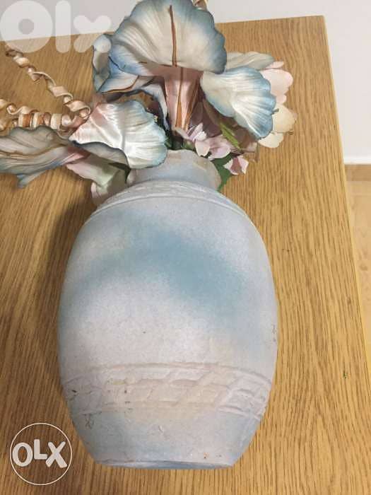 Vase light blue. فاز 0