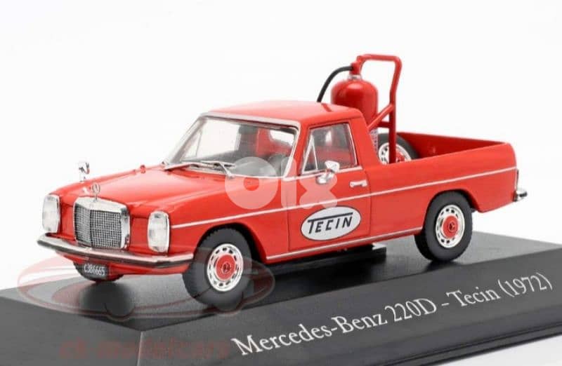 Mercedes 220D ,(1972) diecast car model 1;43. 1