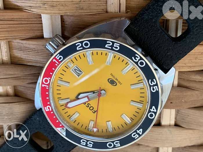FOSSIL FS5052 MENS WATCH YELLOW Dial Steel Case On Rubber Band 1