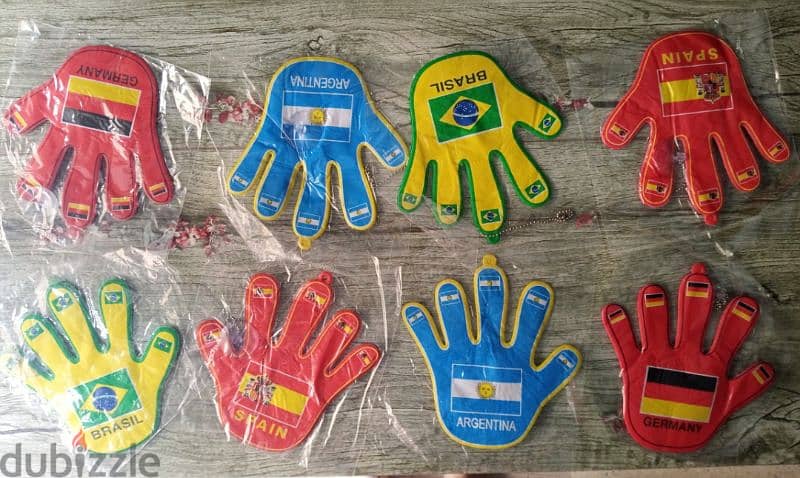 Mondial car keychain hangers 0