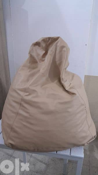 Pouf Leather All Colors. 1