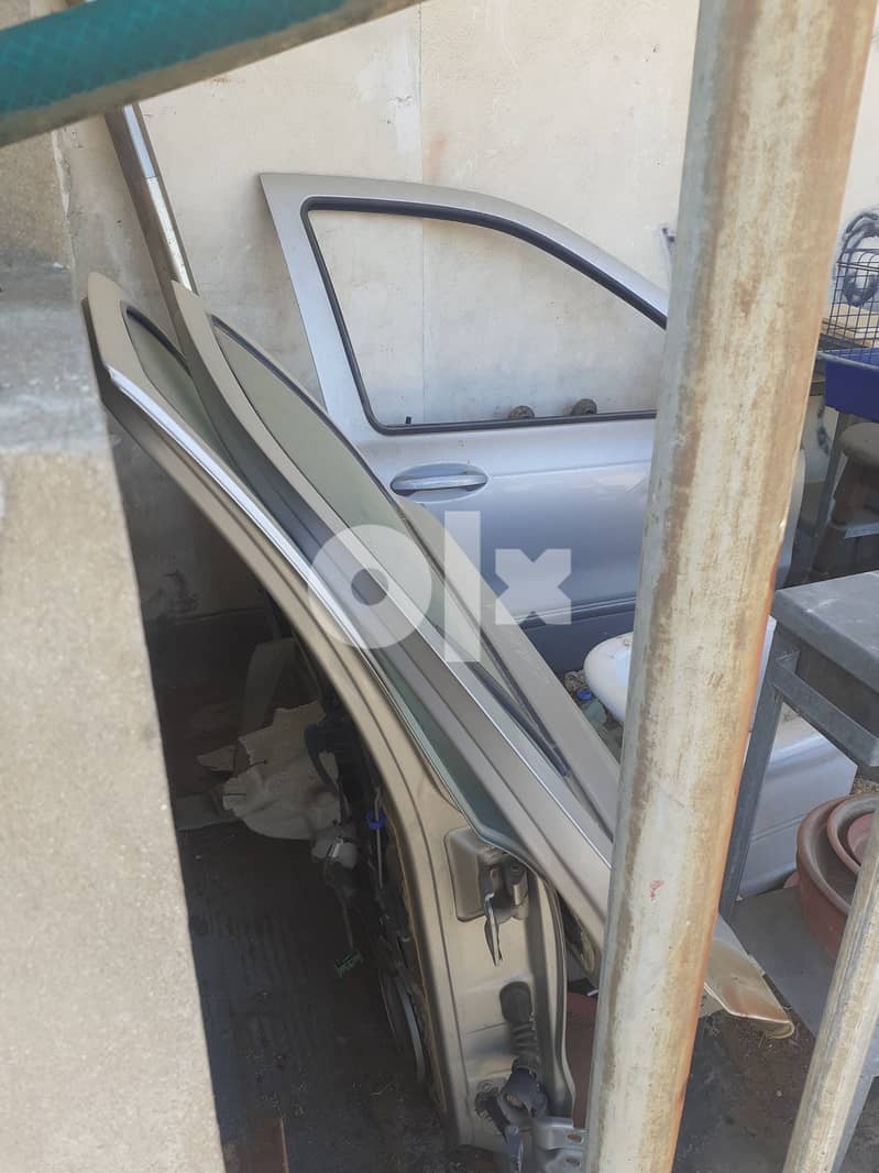 lancia lybra,kappa dedra. 4