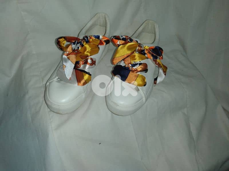 shoes white with satin ribbon 39.40 only 4