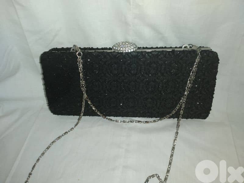handbag clutch aswad ma3 strass 2