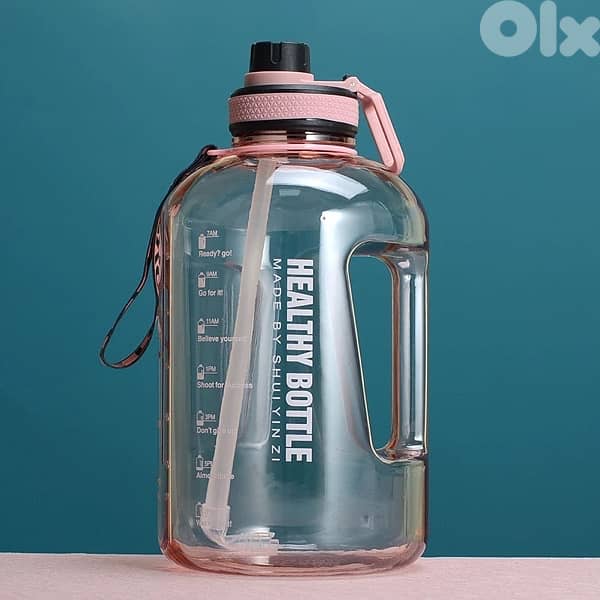 2200ml Water Bottle 1