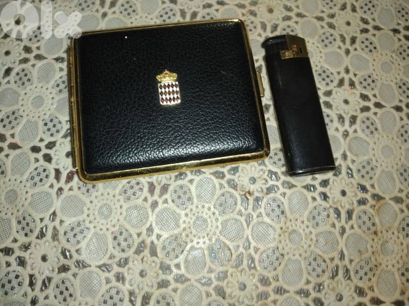 case holder with lighter vintage black leather 3