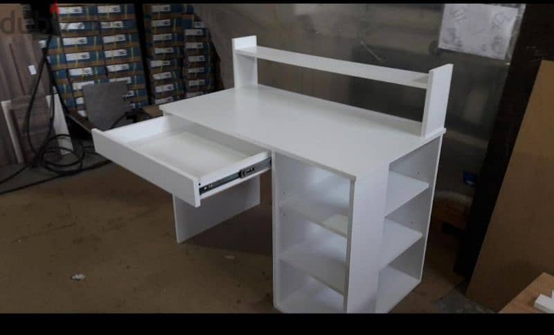 computer desk 2