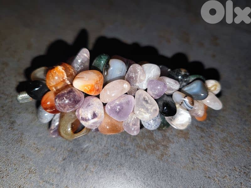 عنقود احجار كريمة 3