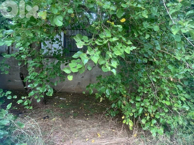 1700m land + Villa Airport road Mazraa intersection Beirut 9