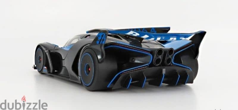 Bugatti Bolide diecast car model 1:18. 3