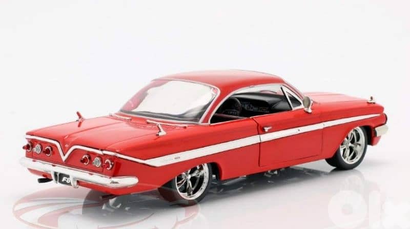 Chevrolet Impala (Fast & Furious 8) diecast car model 1:24. 2
