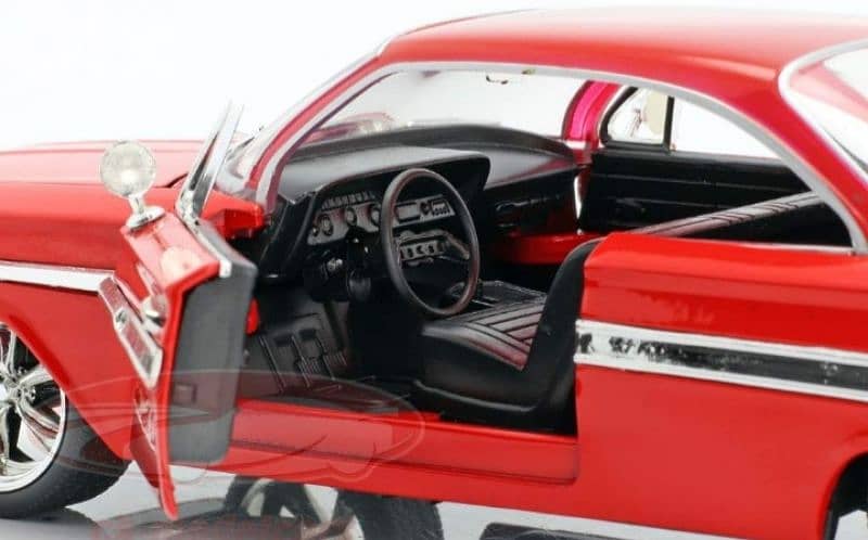 Chevrolet Impala (Fast & Furious 8) diecast car model 1:24. 4