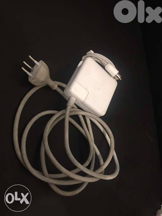 Genuine Apple 65W Portable Power Adapter 0