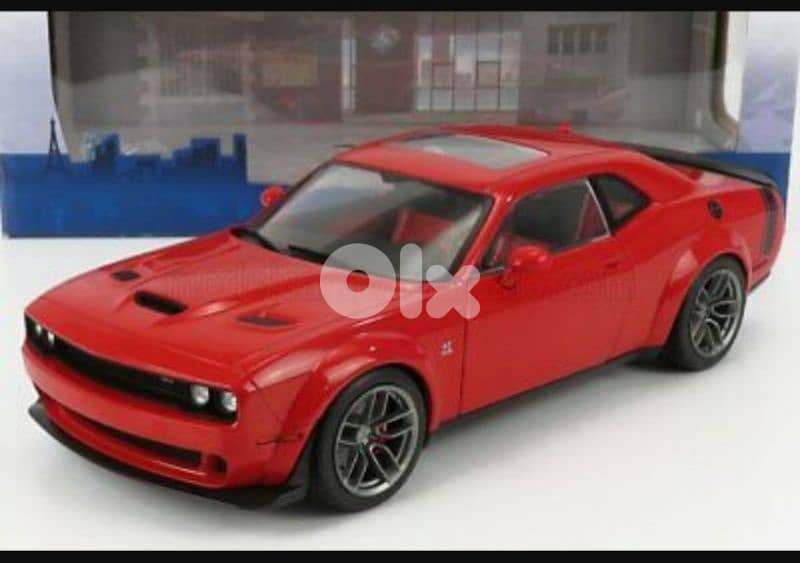 Dodge Challenger R/T Scat Pack Widebody (2020) diecast car model 1;18. 9