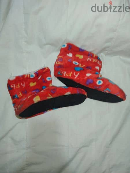 shoes pantoufle 2 colours available fits all sizes 1=5$ or 3=13$ 6