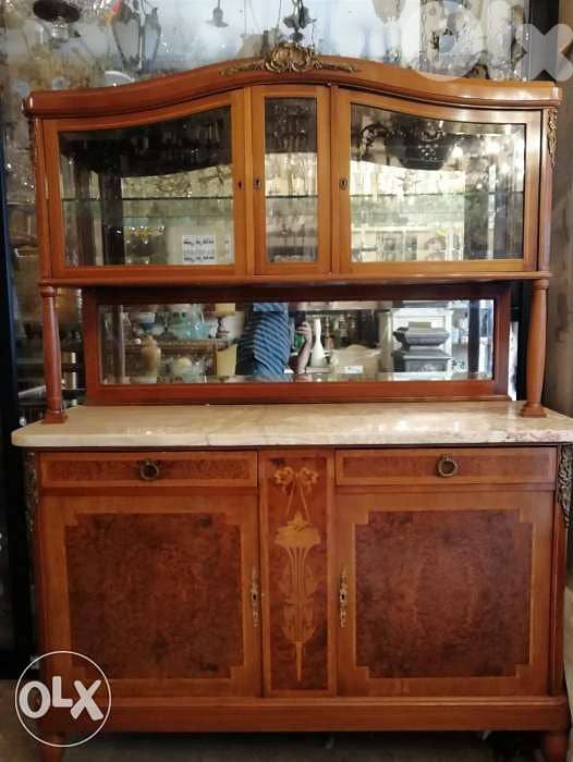 سعر ولا أروع سفرة انجليزية اصلية قديمة طاولة بتكبر ١٠ كراسي مع فيترين 1