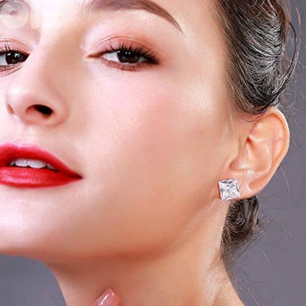 big stone strass high quality earings 1=5$ or 3= 13$ 2