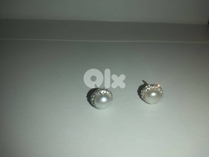 pearl earrings with cz 1=7$ or 3=15$ 3