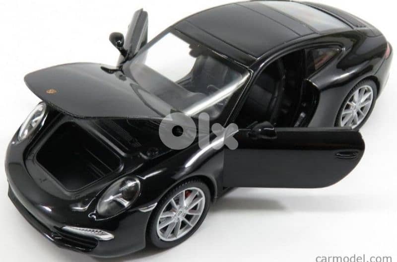 Porsche 911 Carrera S (2013) diecast car model 1:24 5