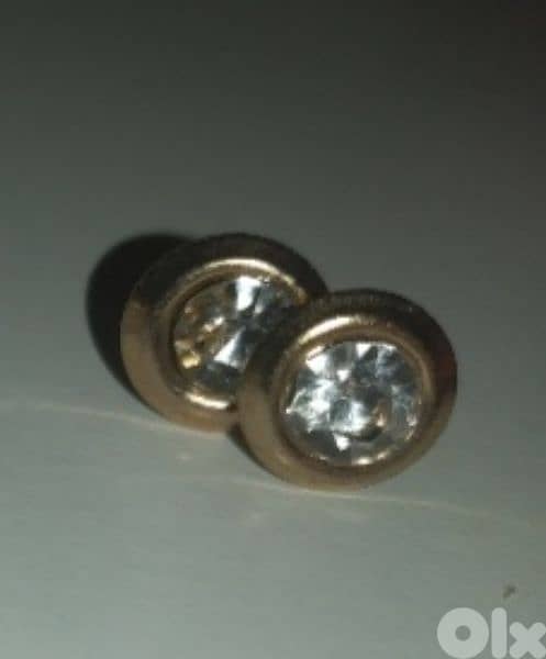 earrings round studs earrings 2 sizes  1=5$ or 3=13$ 4