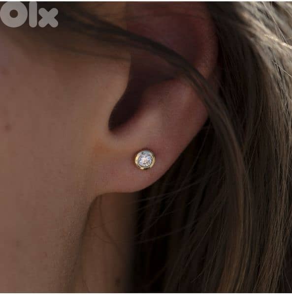 earrings round studs earrings 2 sizes  1=5$ or 3=13$ 6