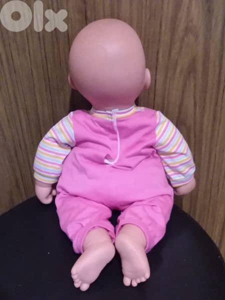 BABY LOTUS big stuffed barely used toy has leger body &strong parts=16 2