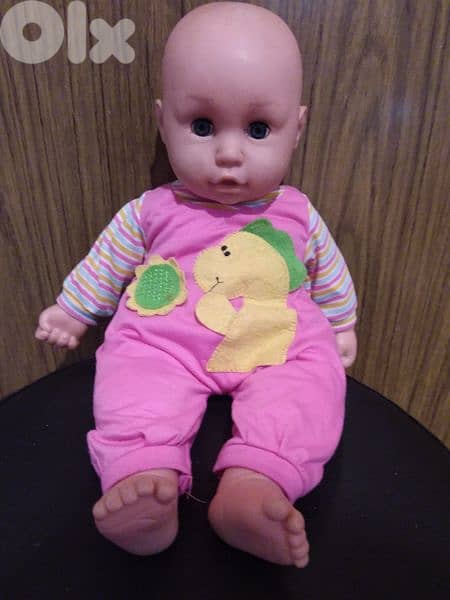 BABY LOTUS big stuffed barely used toy has leger body &strong parts=16 4