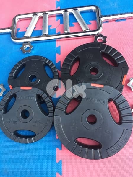 plates and axes in very good price we have also all sports equipment 6