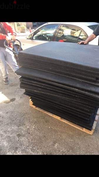 rubber flooring best quality 1.8 cm we have also all sports equipment 1