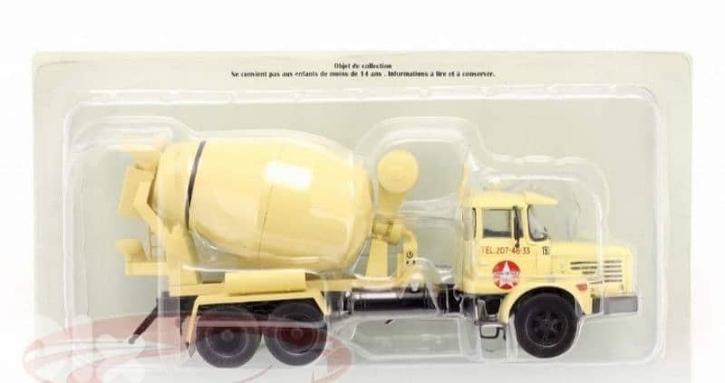 Berliet Cement Truck diecast car model 1;43. 5