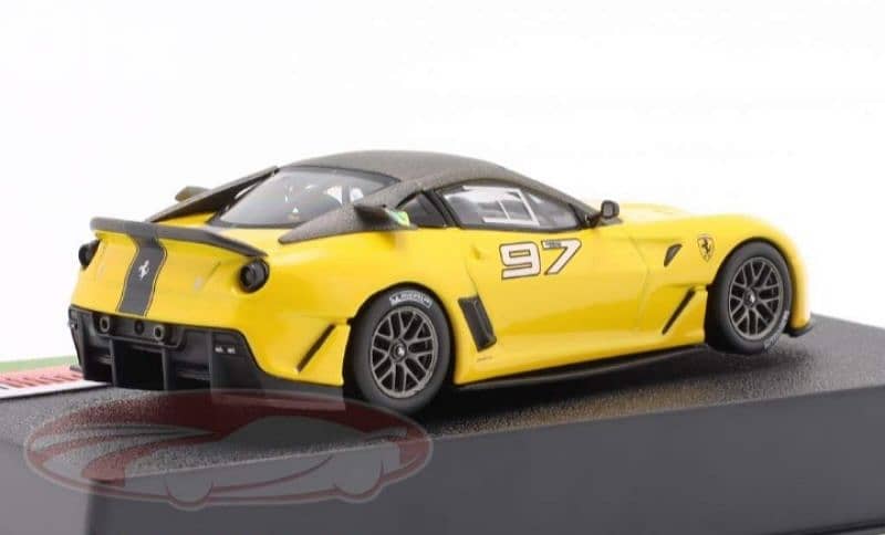 Ferrari 599XX (2010) diecast car model 1;43. 3