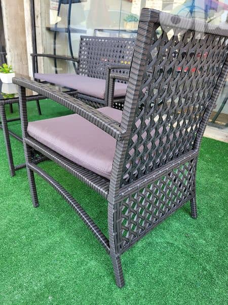 Set Resin with Competitive Price & Quality 2