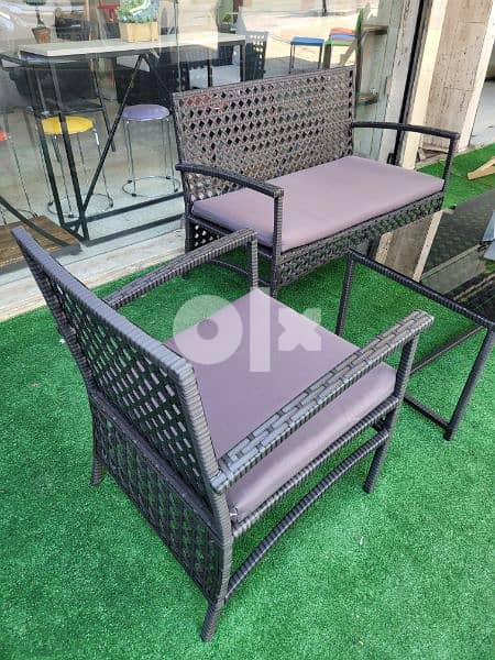 Set Resin with Competitive Price & Quality 3