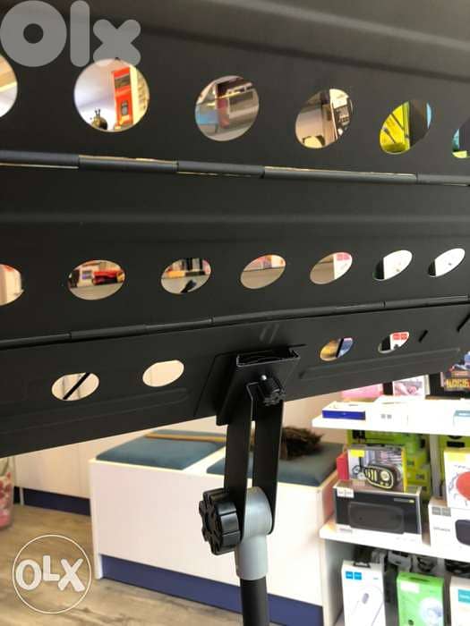 استاند للمحترفين سابت ومتين ومن اجود انواع استندات النوته 4