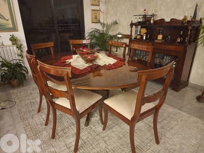 Dining room Excellent Condition