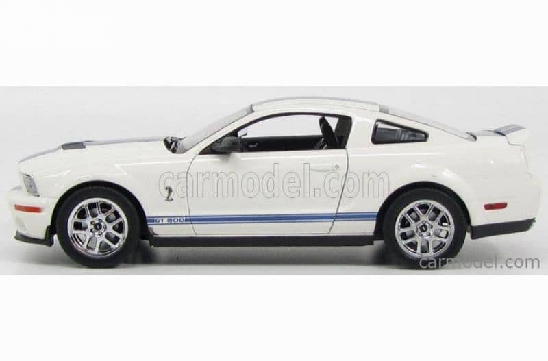 Ford Shelby GT500 ('07) diecast car model 1:24. 1