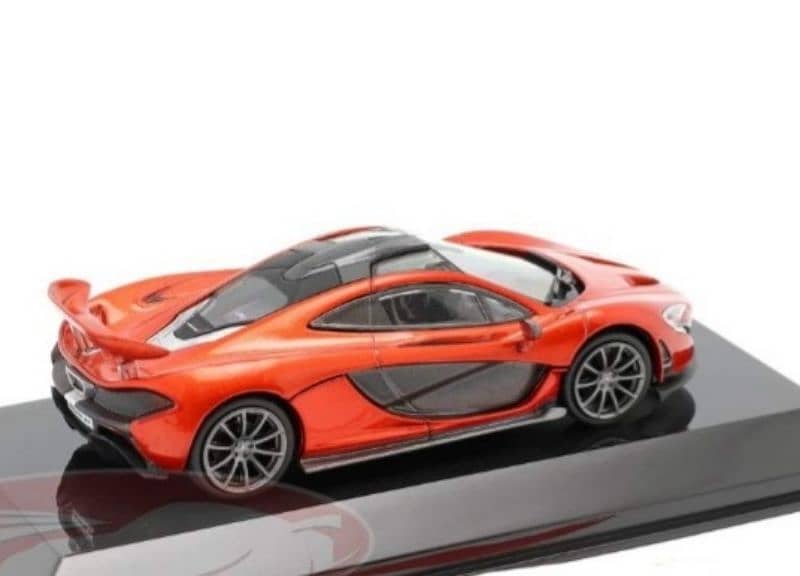Mclaren P1 (2013) diecast car model 1;43. 4