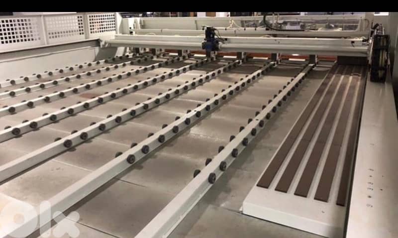 مبيع و تصدير مكنات نجارة Selling and exporting carpentry machines 2