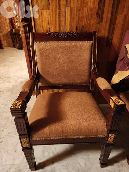 Full Dining Room (Table, Chairs & Dresser) 2