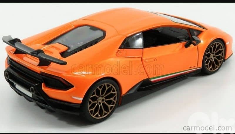 Huracan Performante diecast car model 1:24. 2